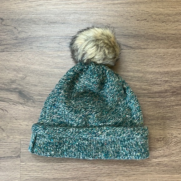 Madewell soft green Pom Pom womens  knit hat - Picture 1 of 3